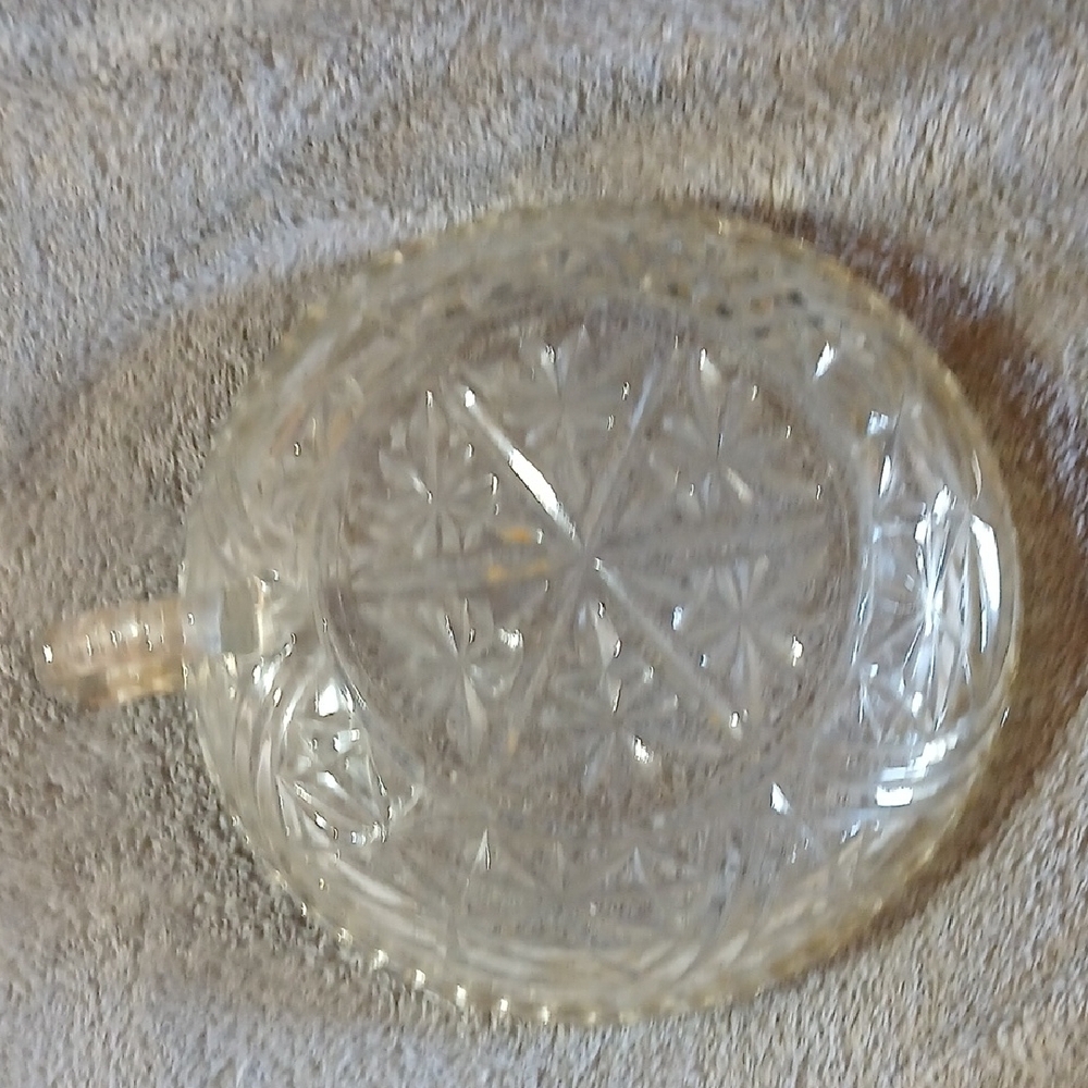 Vintage Clear Glass candy dish with Intricate Design - Picture 2 of 3